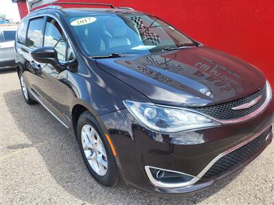 2017 Chrysler Pacifica Touring-L Plus   - Photo 10 - Albuquerque, NM 87107