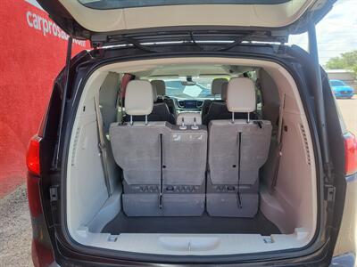 2017 Chrysler Pacifica Touring-L Plus   - Photo 4 - Albuquerque, NM 87107