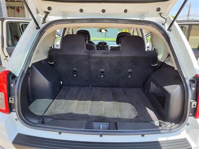 2011 Jeep Compass Latitude   - Photo 7 - Carlsbad, NM 88220