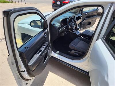 2011 Jeep Compass Latitude   - Photo 5 - Carlsbad, NM 88220