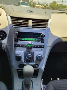 2012 Chevrolet Malibu LS   - Photo 11 - Carlsbad, NM 88220