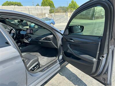 2022 BMW M5   - Photo 17 - Canoga Park, CA 91303