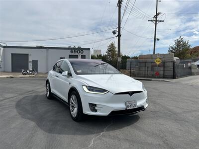 2018 Tesla Model X 75D - Photo 6 - Canoga Park, CA 91303