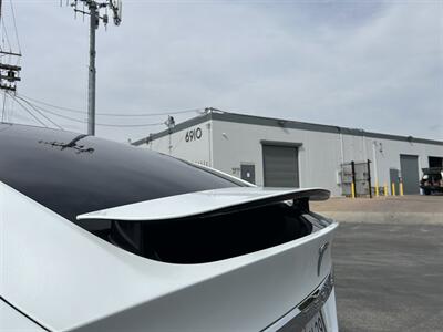 2018 Tesla Model X 75D - Photo 9 - Canoga Park, CA 91303