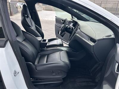 2018 Tesla Model X 75D - Photo 20 - Canoga Park, CA 91303