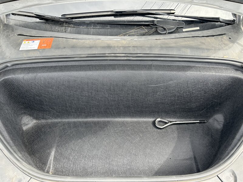 2018 Tesla Model X 75D - Photo 12 - Canoga Park, CA 91303