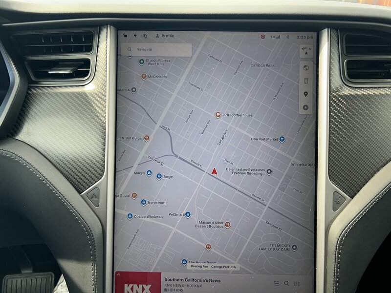 2018 Tesla Model X 75D - Photo 32 - Canoga Park, CA 91303