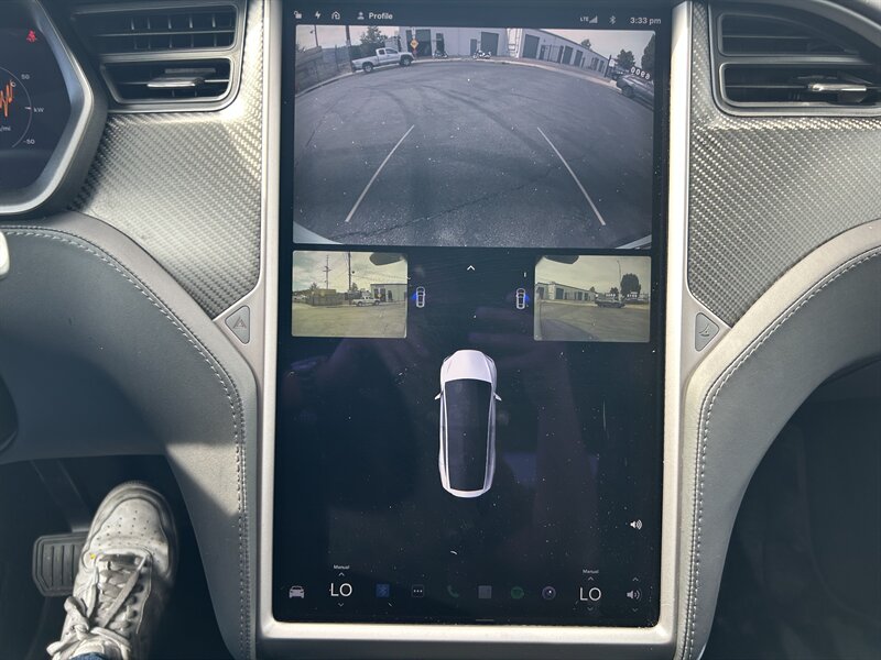2018 Tesla Model X 75D - Photo 31 - Canoga Park, CA 91303