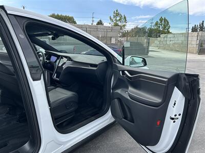 2018 Tesla Model X 75D - Photo 19 - Canoga Park, CA 91303