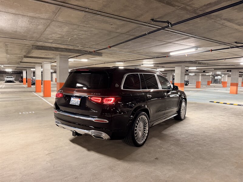 2022 Mercedes-Benz GLS Mercedes-Maybach GLS 600 - Photo 4 - Canoga Park, CA 91303