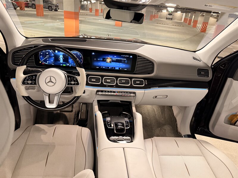 2022 Mercedes-Benz GLS Mercedes-Maybach GLS 600 - Photo 30 - Canoga Park, CA 91303