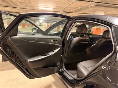 2011 Hyundai SONATA SE - Photo 15 - Canoga Park, CA 91303