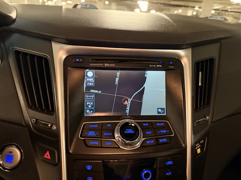 2011 Hyundai SONATA SE - Photo 33 - Canoga Park, CA 91303