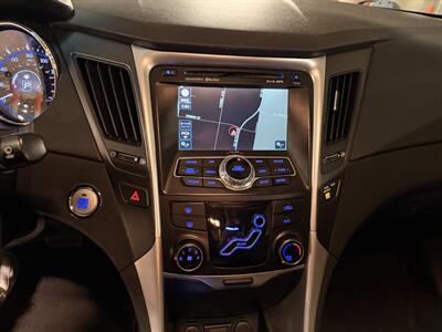 2011 Hyundai SONATA SE - Photo 29 - Canoga Park, CA 91303