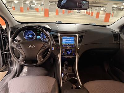 2011 Hyundai SONATA SE - Photo 22 - Canoga Park, CA 91303