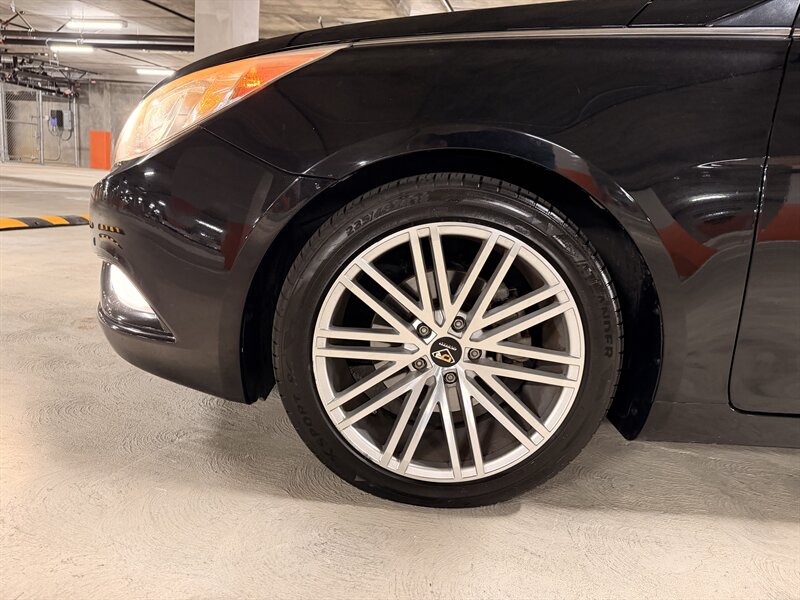 2011 Hyundai SONATA SE - Photo 11 - Canoga Park, CA 91303