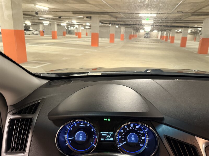 2011 Hyundai SONATA SE - Photo 37 - Canoga Park, CA 91303