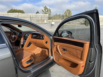 2014 Bentley Flying Spur   - Photo 19 - Canoga Park, CA 91303