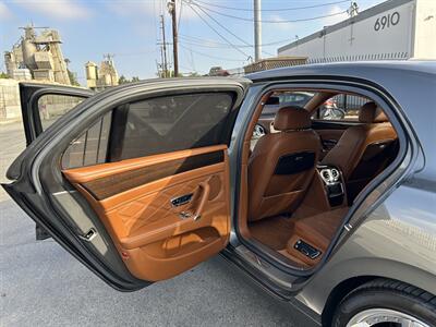2014 Bentley Flying Spur   - Photo 15 - Canoga Park, CA 91303