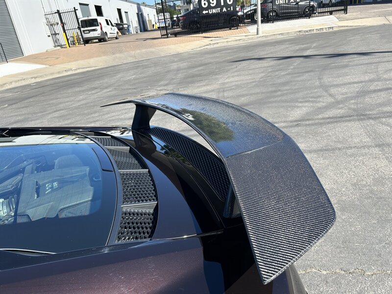 2017 Audi R8 5.2 quattro V10 Plus - Photo 10 - Canoga Park, CA 91303