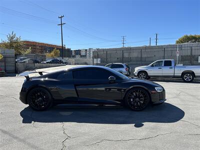 2017 Audi R8 5.2 quattro V10 Plus - Photo 5 - Canoga Park, CA 91303