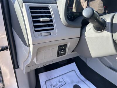 2009 Toyota Corolla LE   - Photo 23 - Canoga Park, CA 91303