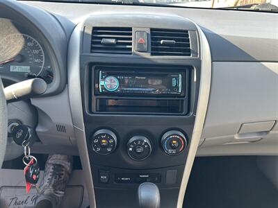 2009 Toyota Corolla LE   - Photo 25 - Canoga Park, CA 91303