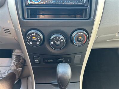 2009 Toyota Corolla LE   - Photo 27 - Canoga Park, CA 91303