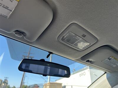 2009 Toyota Corolla LE   - Photo 28 - Canoga Park, CA 91303