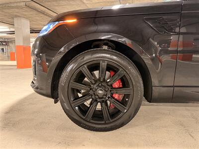 2020 Land Rover Range Rover Sport P525 HSE Dynamic   - Photo 12 - Canoga Park, CA 91303