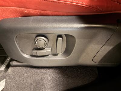 2020 Land Rover Range Rover Sport P525 HSE Dynamic   - Photo 26 - Canoga Park, CA 91303