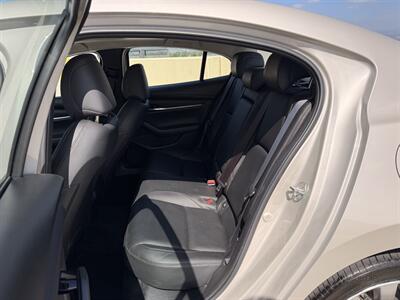 2025 Mazda Mazda3 Sedan 2.5 S Preferred   - Photo 27 - Canoga Park, CA 91303