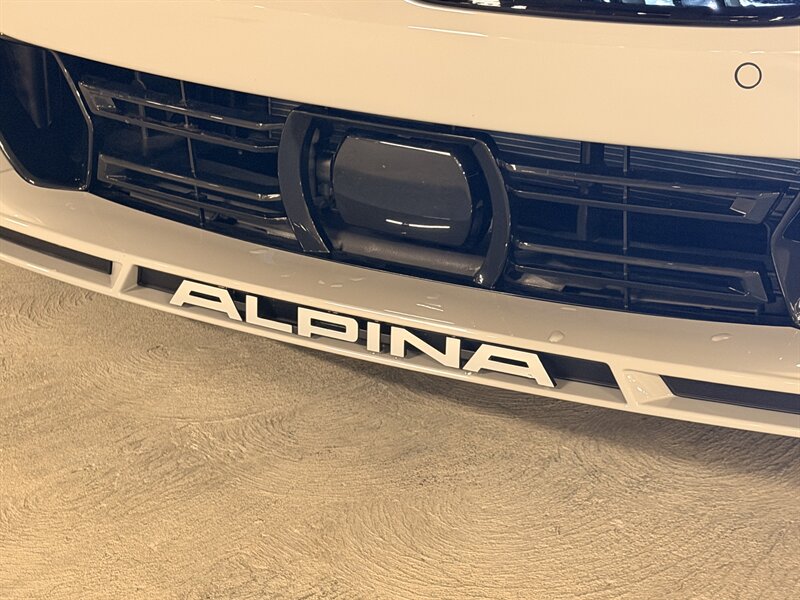2025 BMW 8 Series ALPINA B8 Gran Coupe - Photo 24 - Canoga Park, CA 91303