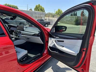 2022 BMW M5 Competition   - Photo 24 - Canoga Park, CA 91303