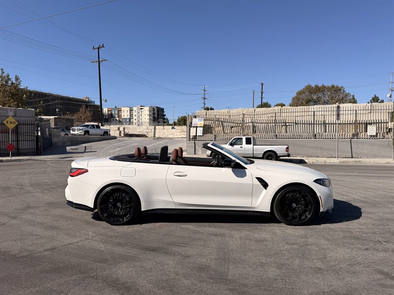 2023 BMW M4 Competition xDrive - Photo 17 - Canoga Park, CA 91303