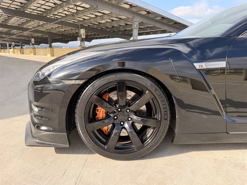 2009 Nissan GT-R Premium - Photo 13 - Canoga Park, CA 91303
