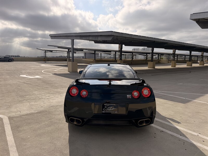 2009 Nissan GT-R Premium - Photo 6 - Canoga Park, CA 91303