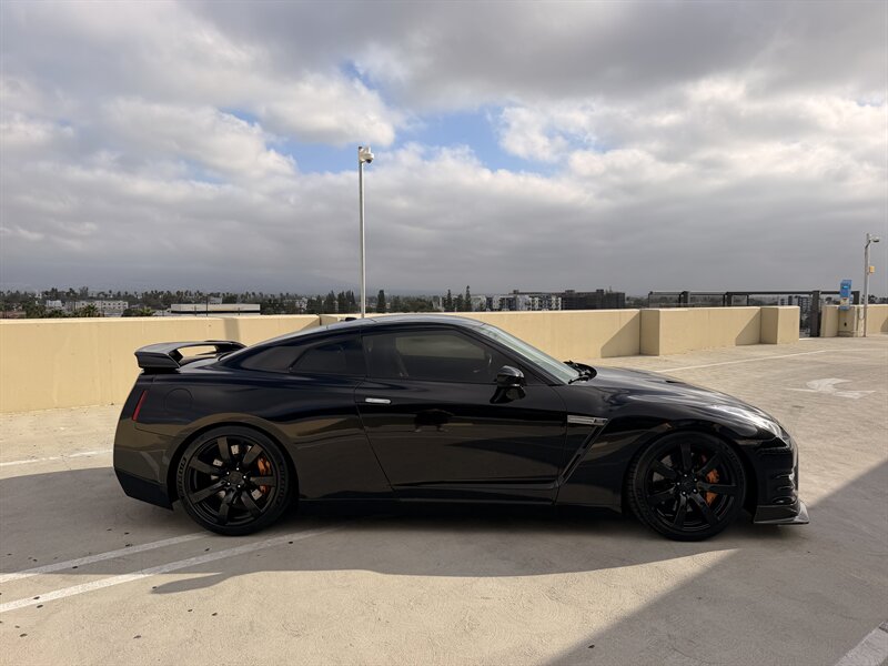 2009 Nissan GT-R Premium - Photo 9 - Canoga Park, CA 91303