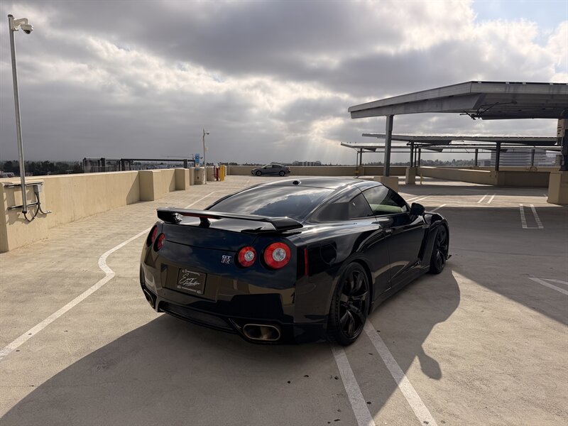 2009 Nissan GT-R Premium - Photo 7 - Canoga Park, CA 91303