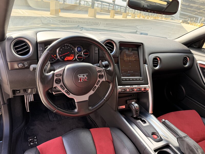 2009 Nissan GT-R Premium - Photo 35 - Canoga Park, CA 91303