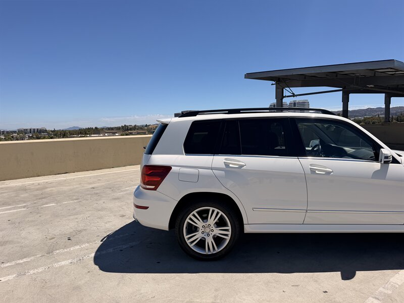 2014 Mercedes-Benz GLK GLK 350 - Photo 8 - Canoga Park, CA 91303