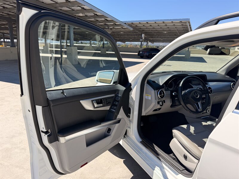 2014 Mercedes-Benz GLK GLK 350 - Photo 24 - Canoga Park, CA 91303