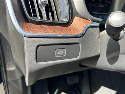 2024 Volvo XC60 B5 Plus Dark Theme   - Photo 23 - Canoga Park, CA 91303