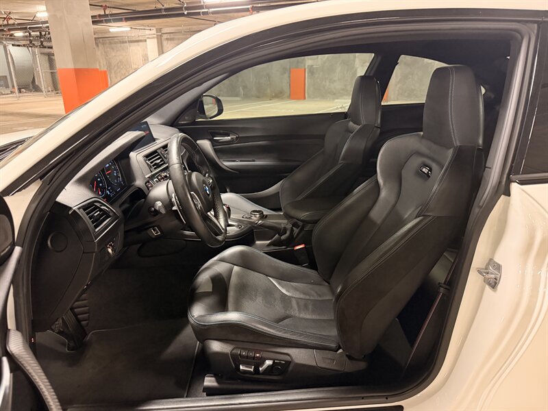 2020 BMW M2 Competition - Photo 16 - Canoga Park, CA 91303