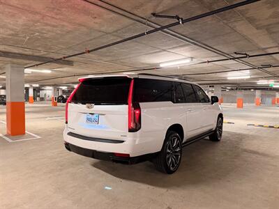 2022 Cadillac Escalade ESV Sport Platinum   - Photo 4 - Canoga Park, CA 91303