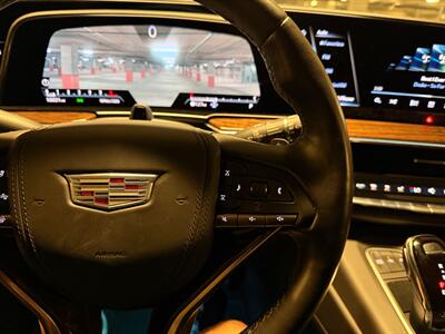 2022 Cadillac Escalade ESV Sport Platinum   - Photo 40 - Canoga Park, CA 91303