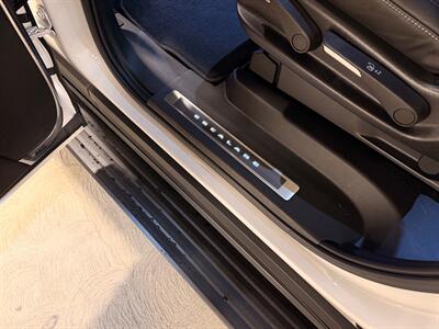 2022 Cadillac Escalade ESV Sport Platinum   - Photo 28 - Canoga Park, CA 91303