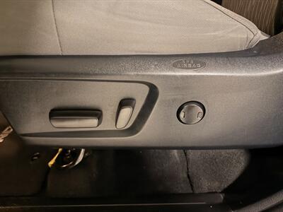 2018 Toyota Tundra SR5   - Photo 30 - Canoga Park, CA 91303