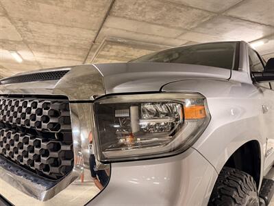 2018 Toyota Tundra SR5   - Photo 15 - Canoga Park, CA 91303