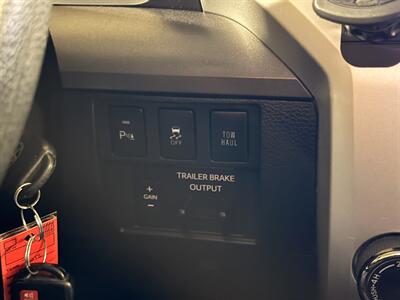 2018 Toyota Tundra SR5   - Photo 40 - Canoga Park, CA 91303